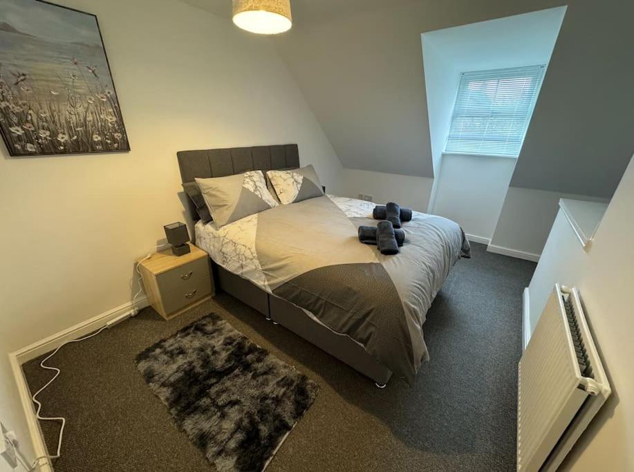 Modern Townhouse - 3 Bed 2.5 Bath 2 Private Gated Parking Villa Wellingborough Buitenkant foto